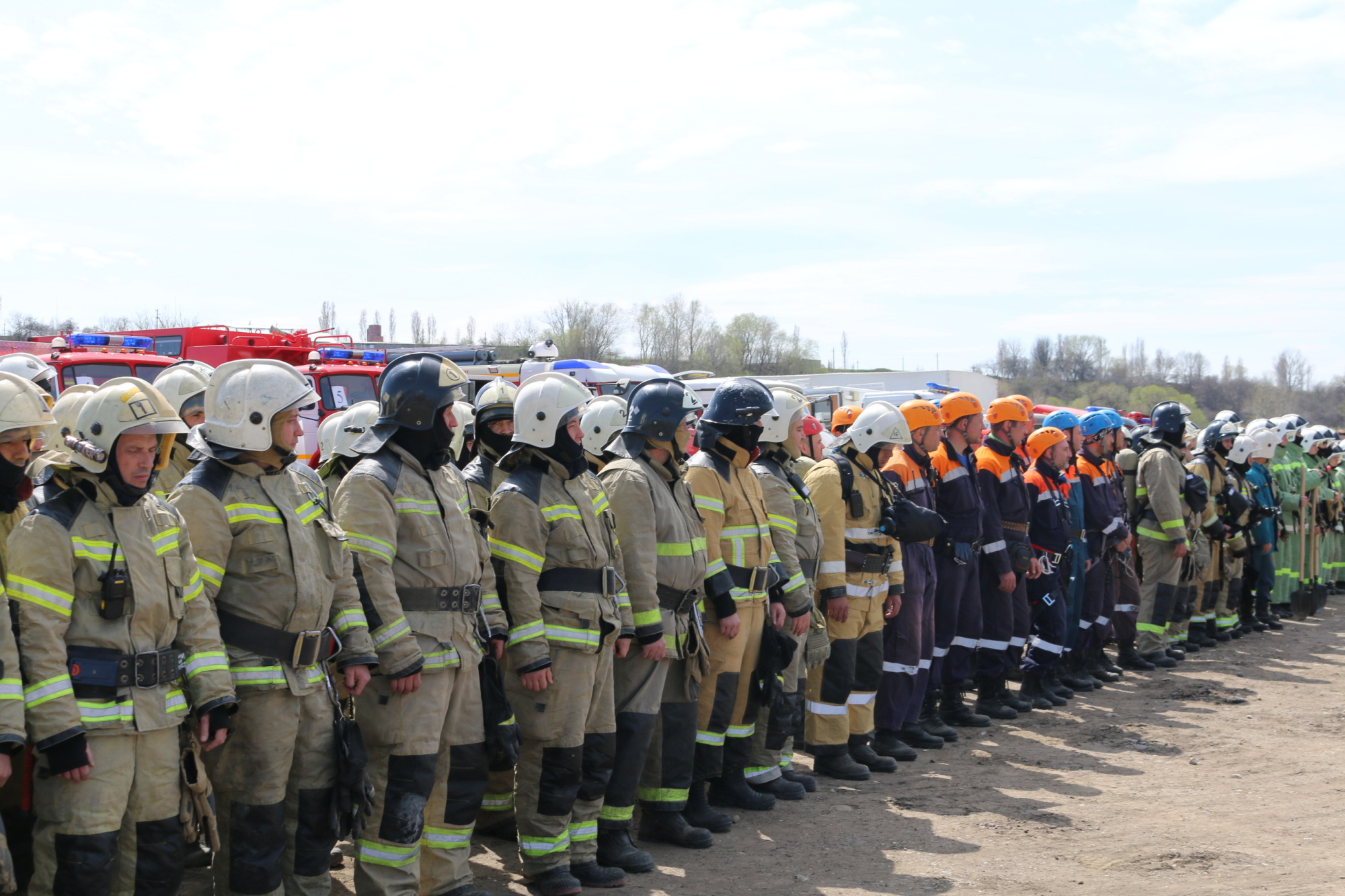 В Карачаево-Черкесии прошли учения по тушению лесных пожаров - Новости -  Главное управление МЧС России по Карачаево-Черкесской Республике